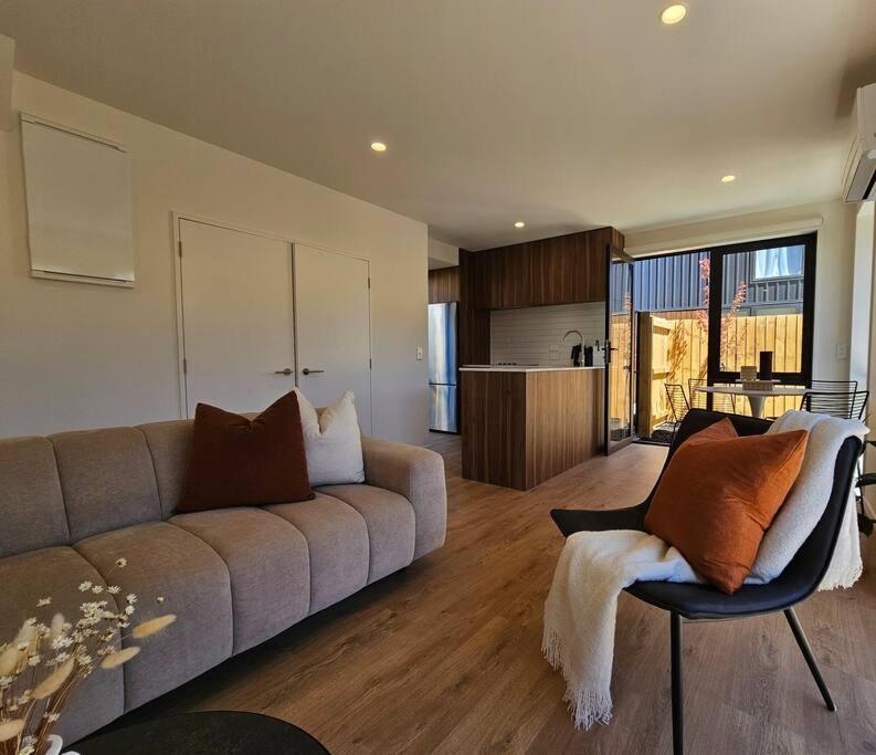 Cosy Central Home - Walk To Cbd & Free Escooters! Christchurch Luaran gambar