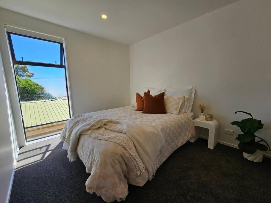 Cosy Central Home - Walk To Cbd & Free Escooters! Christchurch Luaran gambar
